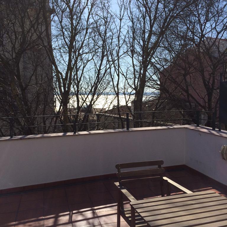 Belong Staying And Feeling - Casa Da Se Lisboa الغرفة الصورة